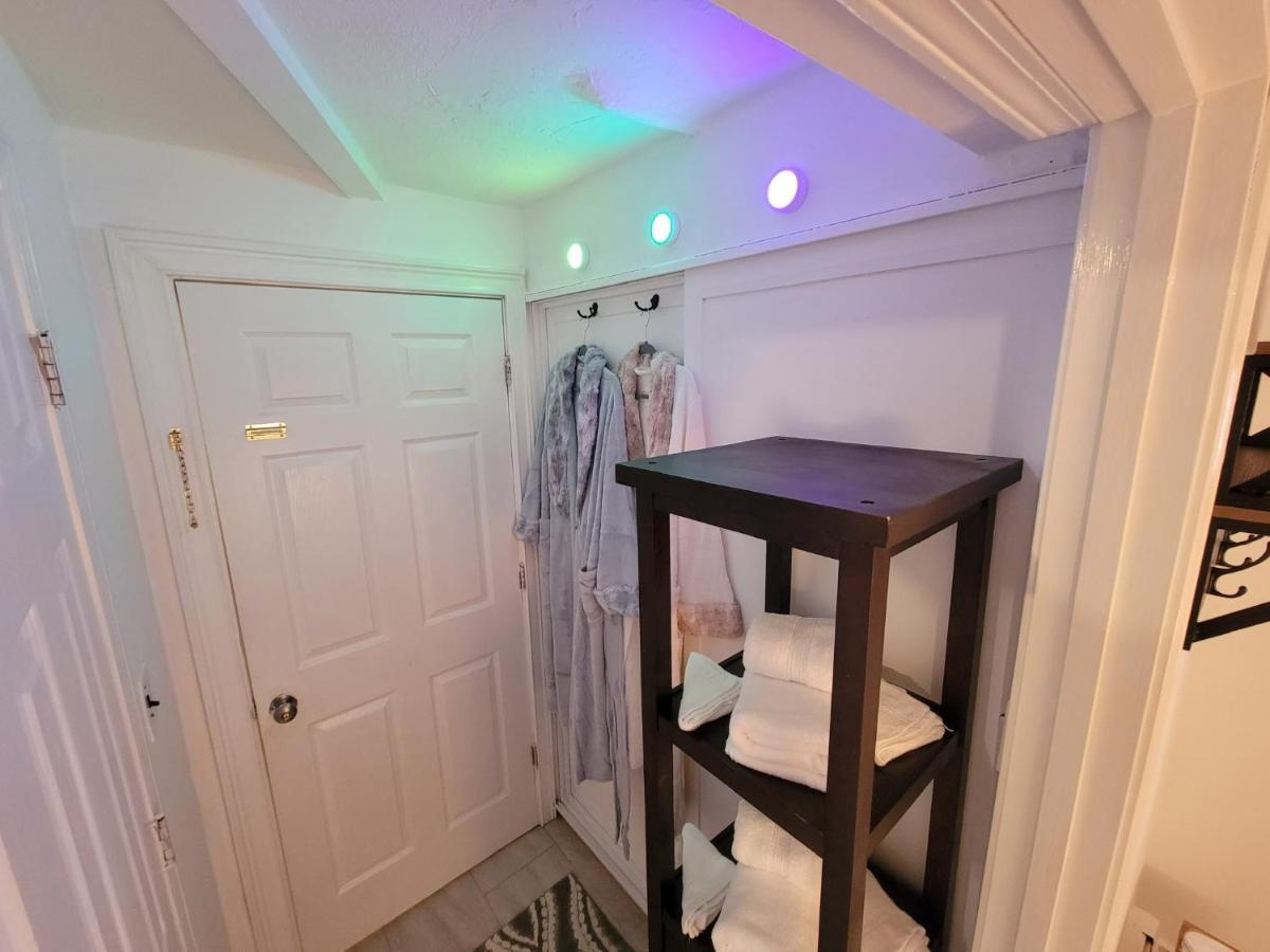 Comfy And Chic Boston Apartment! Free Parking Ngoại thất bức ảnh