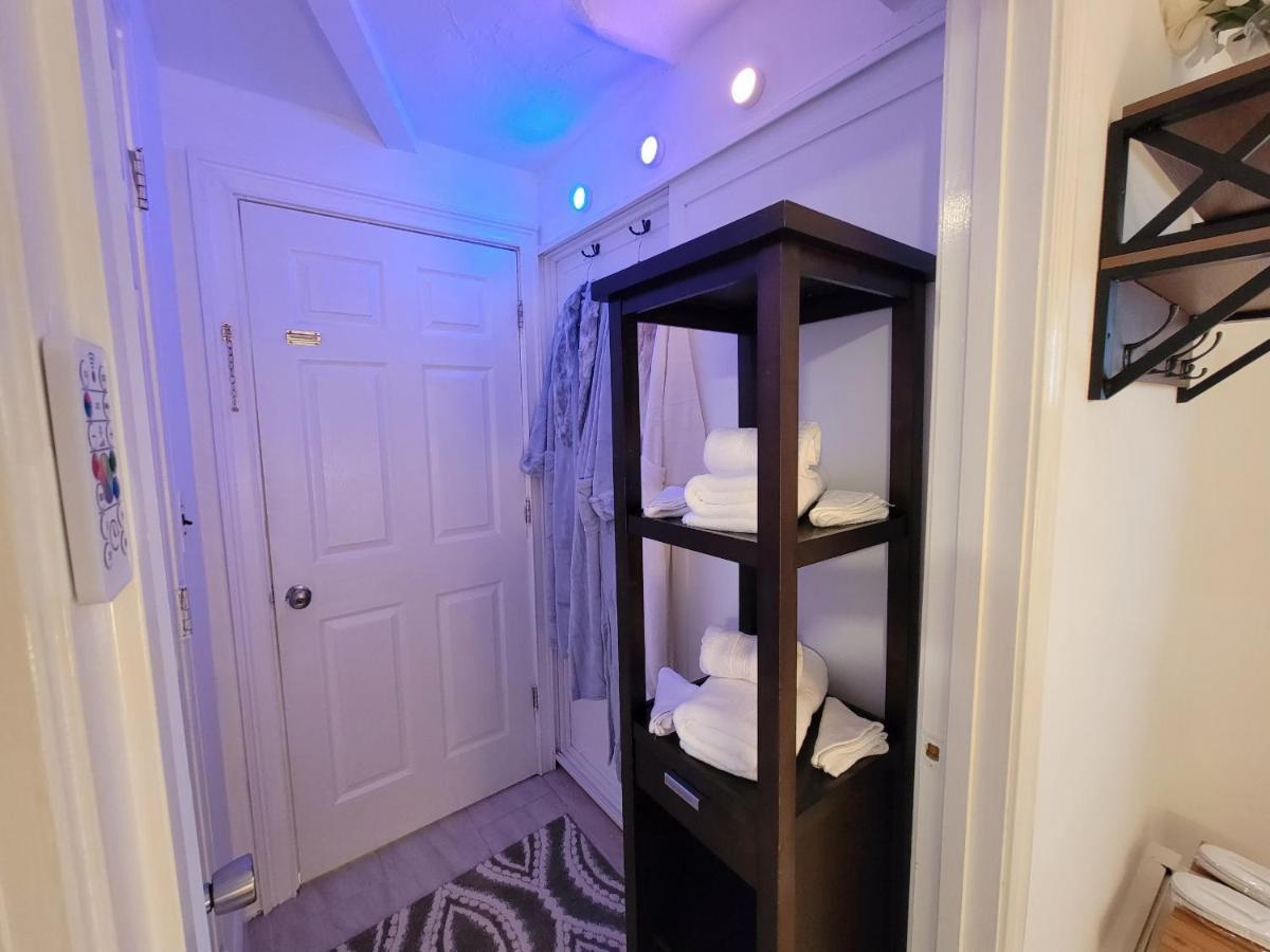 Comfy And Chic Boston Apartment! Free Parking Ngoại thất bức ảnh